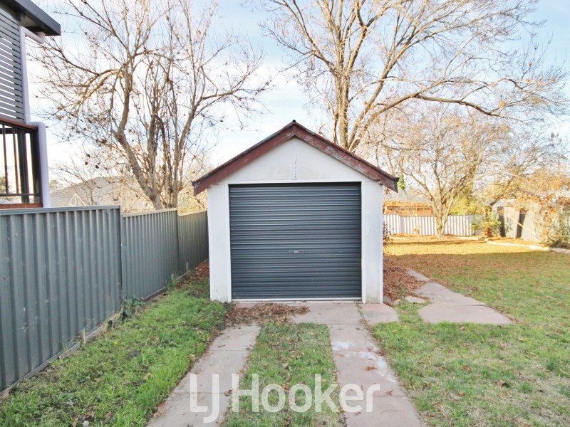 73 Brilliant Street, Bathurst NSW 2795