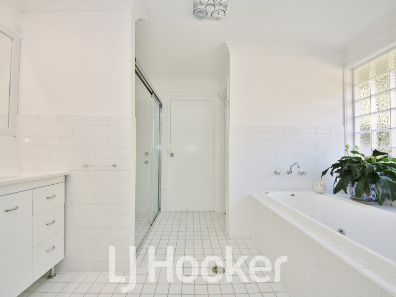 10 Leo Grant Drive, Kelso NSW 2795