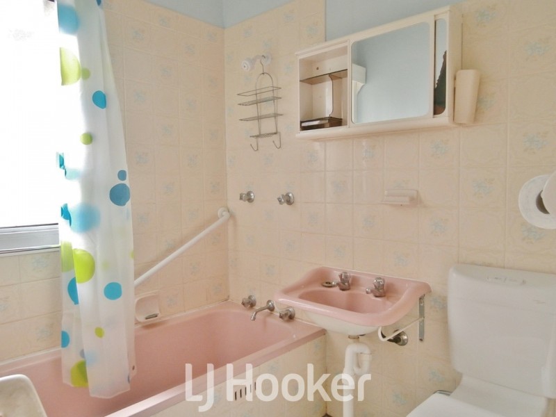 28 Alamein Walk, Bathurst NSW 2795