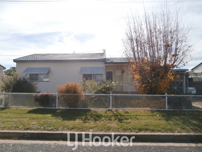 28 Alamein Walk, Bathurst NSW 2795