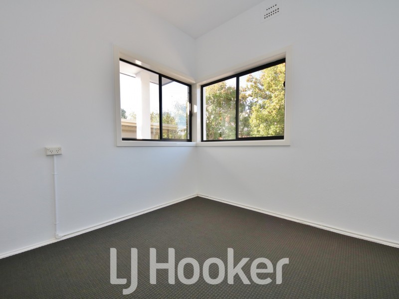 33 Stewart Street, Bathurst NSW 2795