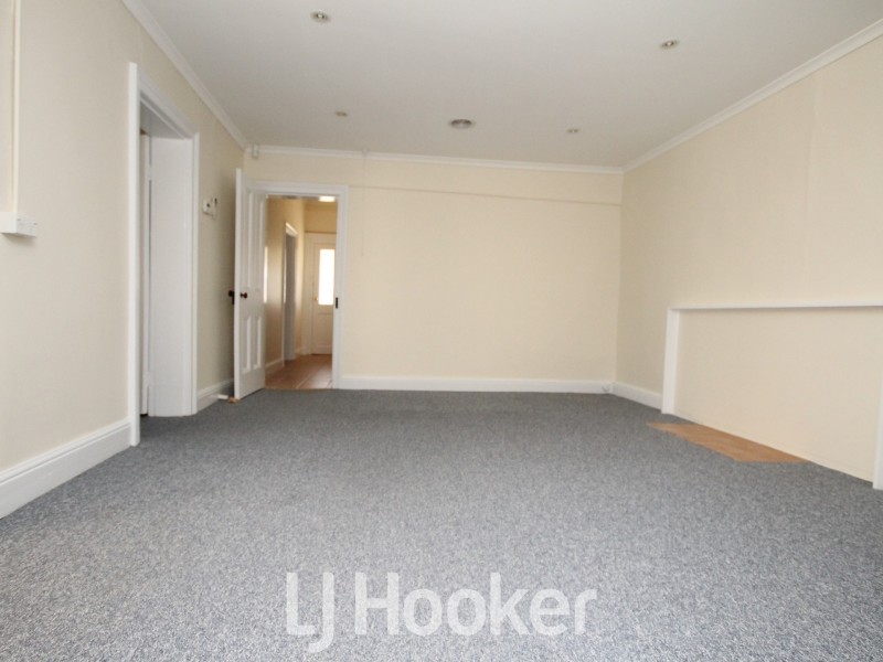 114 Peel Street, Bathurst NSW 2795