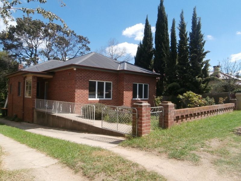 278 Piper Street, Bathurst NSW 2795