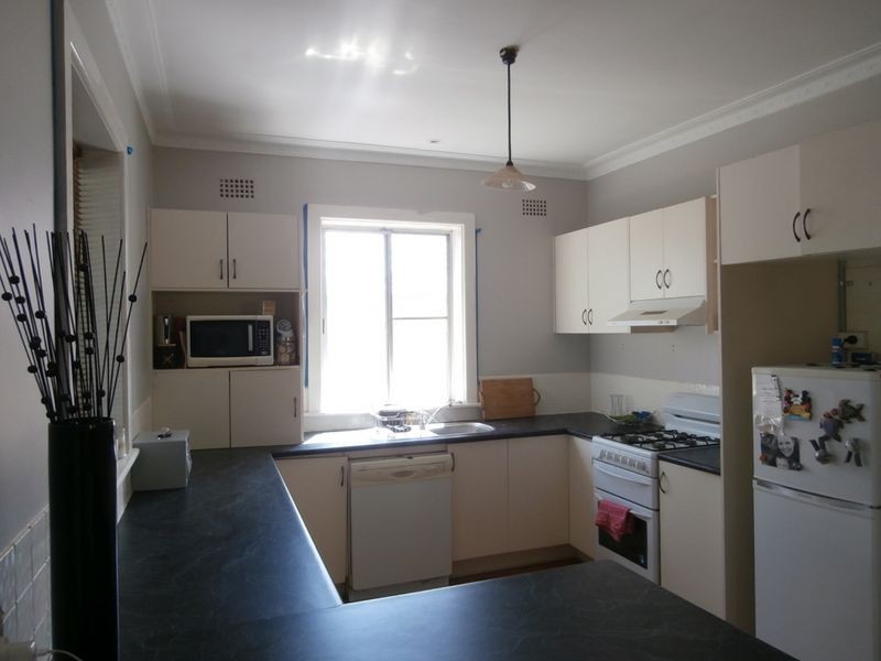 278 Piper Street, Bathurst NSW 2795