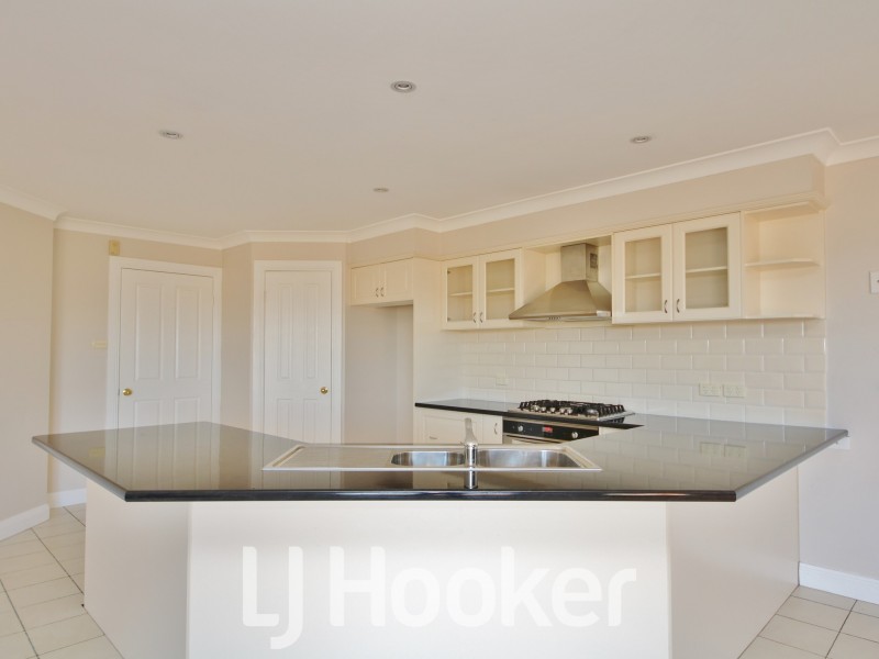 33 Endurance Court, Llanarth NSW 2795