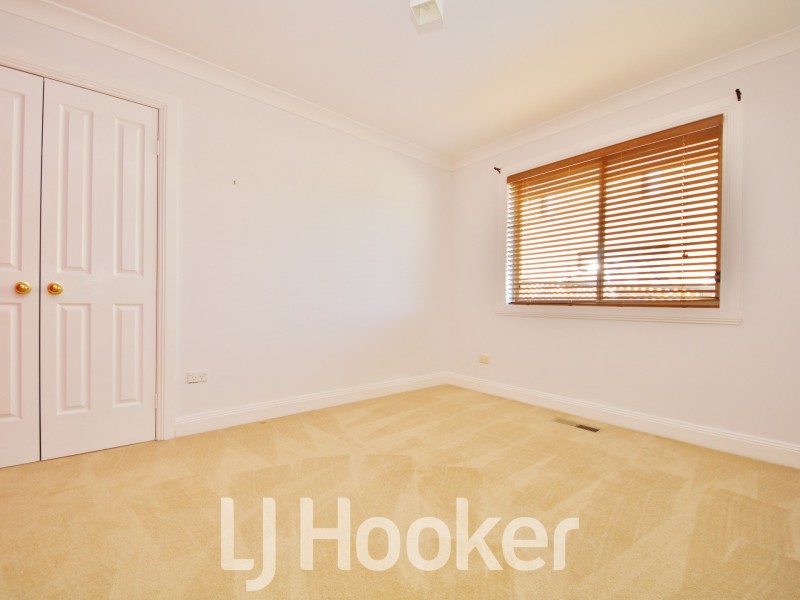 33 Endurance Court, Llanarth NSW 2795