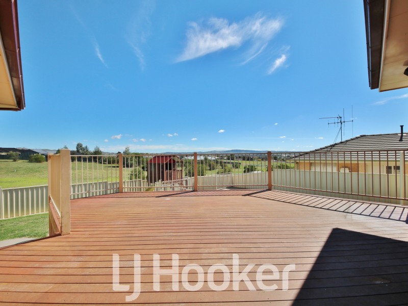 33 Endurance Court, Llanarth NSW 2795