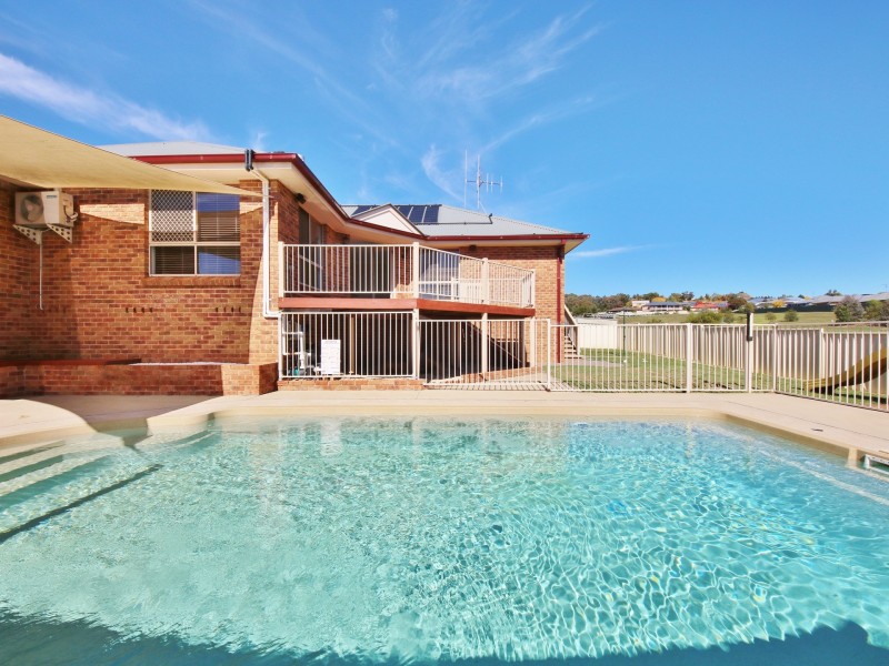 33 Endurance Court, Llanarth NSW 2795