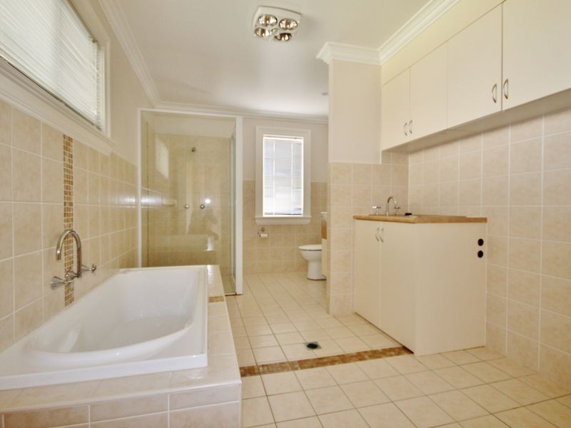 164 Piper Street, Bathurst NSW 2795