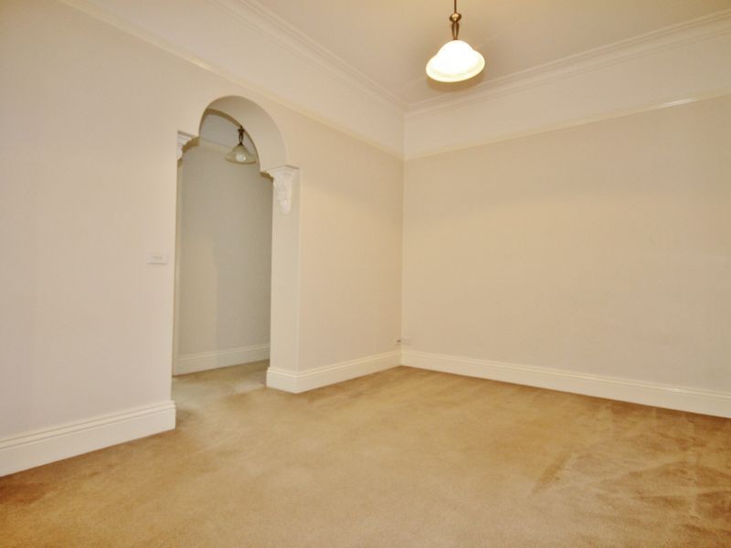 164 Piper Street, Bathurst NSW 2795