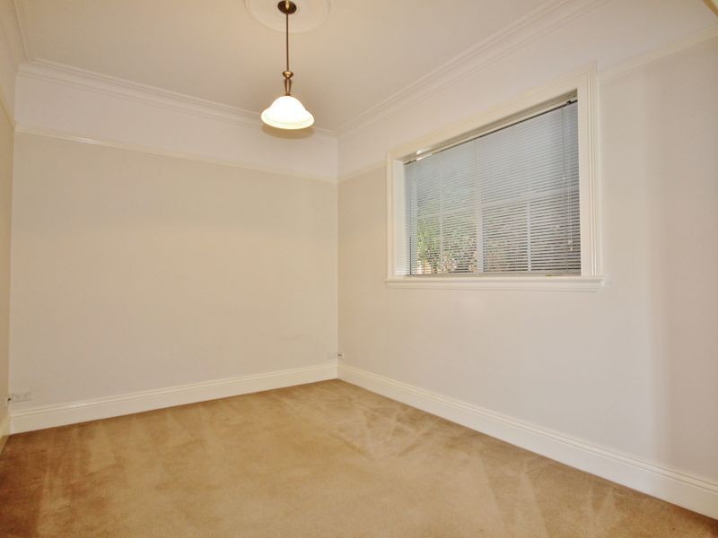 164 Piper Street, Bathurst NSW 2795