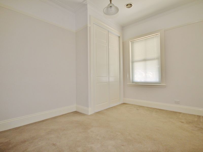 164 Piper Street, Bathurst NSW 2795