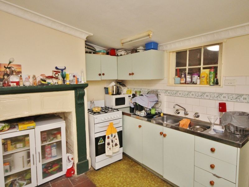 146 Seymour Street, Bathurst NSW 2795