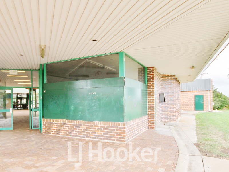 Shop 10/56 Boyd Street, Kelso NSW 2795