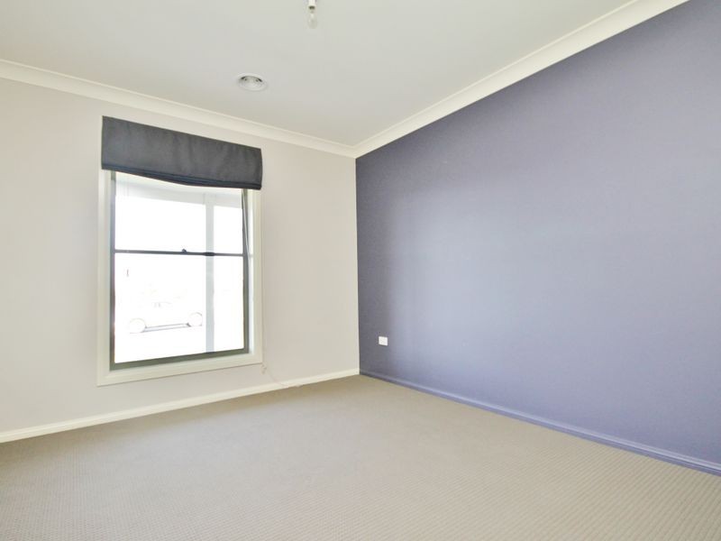 4 Colonial Circuit, Kelso NSW 2795