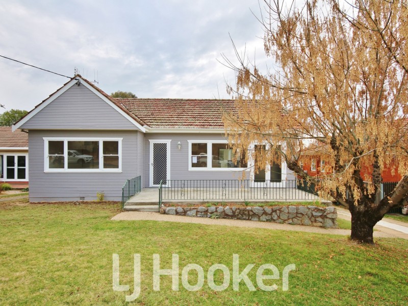 15 Rosehill Street, West Bathurst NSW 2795