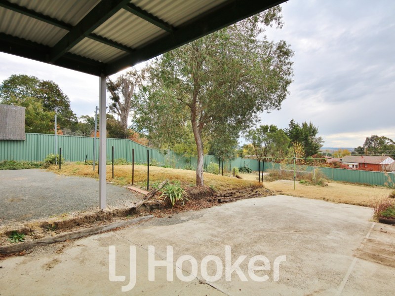 15 Rosehill Street, West Bathurst NSW 2795