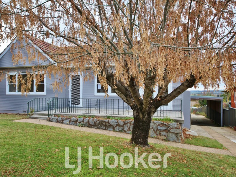 15 Rosehill Street, West Bathurst NSW 2795