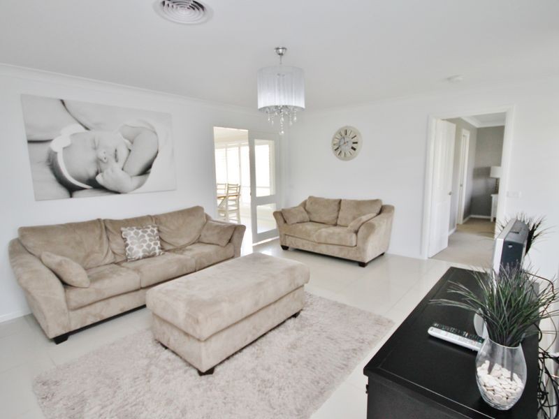 5 Coolabah Close, Kelso NSW 2795