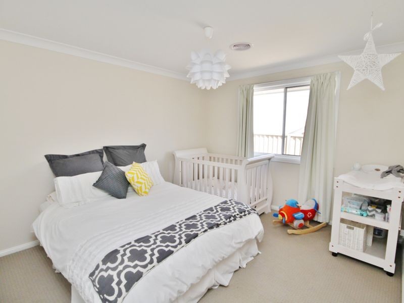 5 Coolabah Close, Kelso NSW 2795