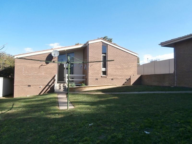 7 Ross Place, Bathurst NSW 2795