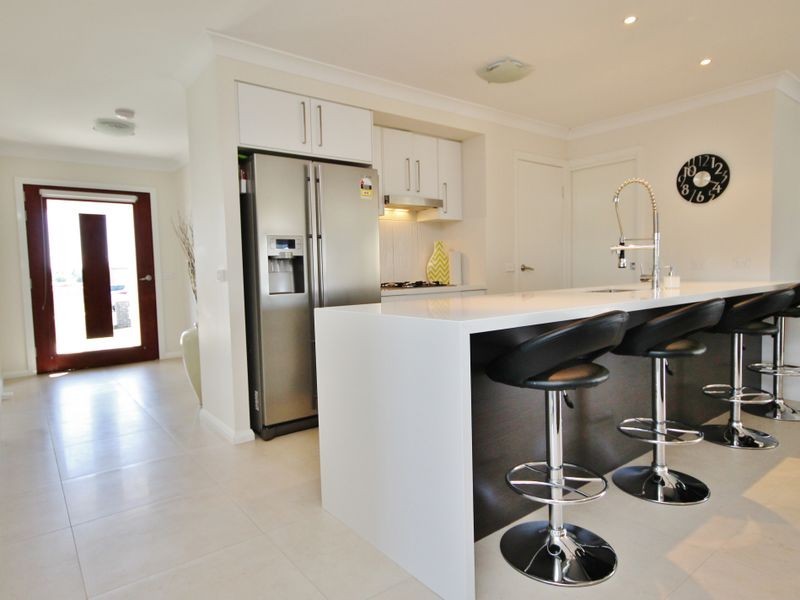 8 Jade Close, Kelso NSW 2795