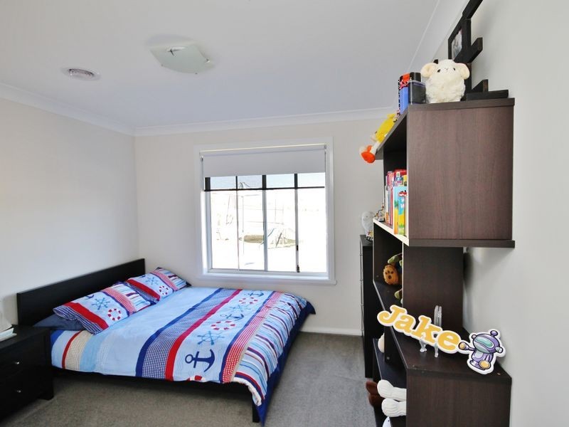 8 Jade Close, Kelso NSW 2795