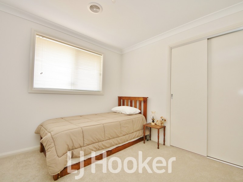 7 Dees Close, Gormans Hill NSW 2795