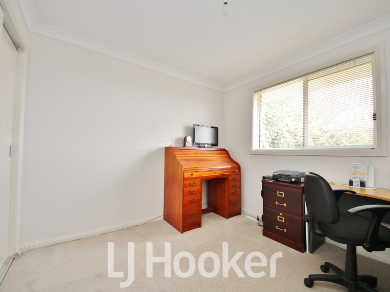 7 Dees Close, Gormans Hill NSW 2795
