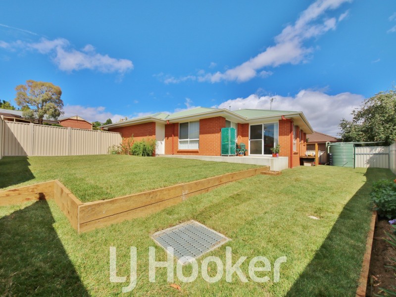 7 Dees Close, Gormans Hill NSW 2795
