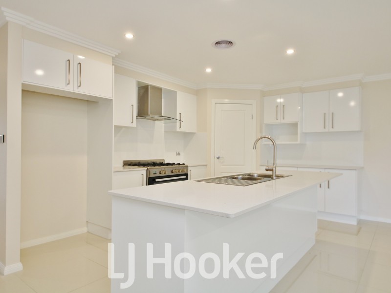 13 Cheviot Drive, Kelso NSW 2795