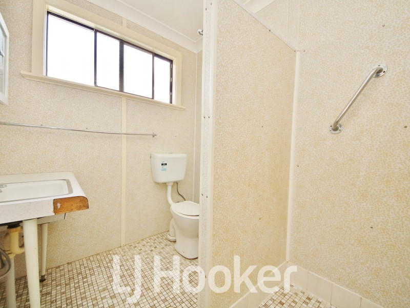 32 Esrom Street, West Bathurst NSW 2795