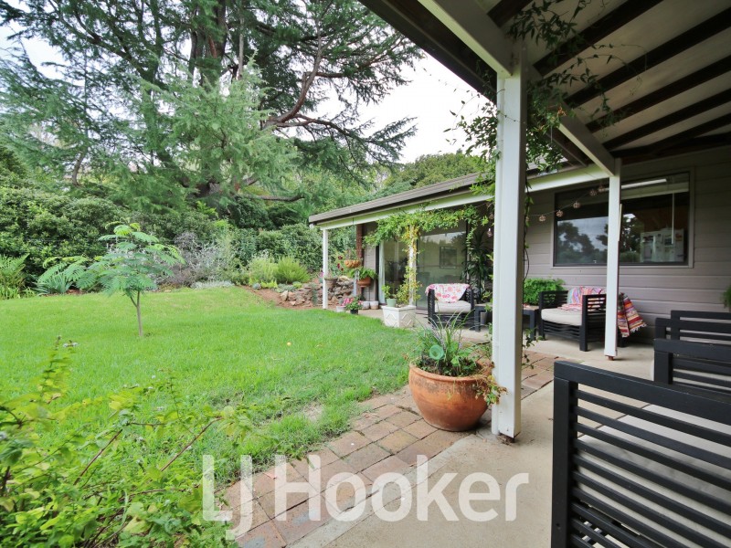 166a Rocket Street, Bathurst NSW 2795