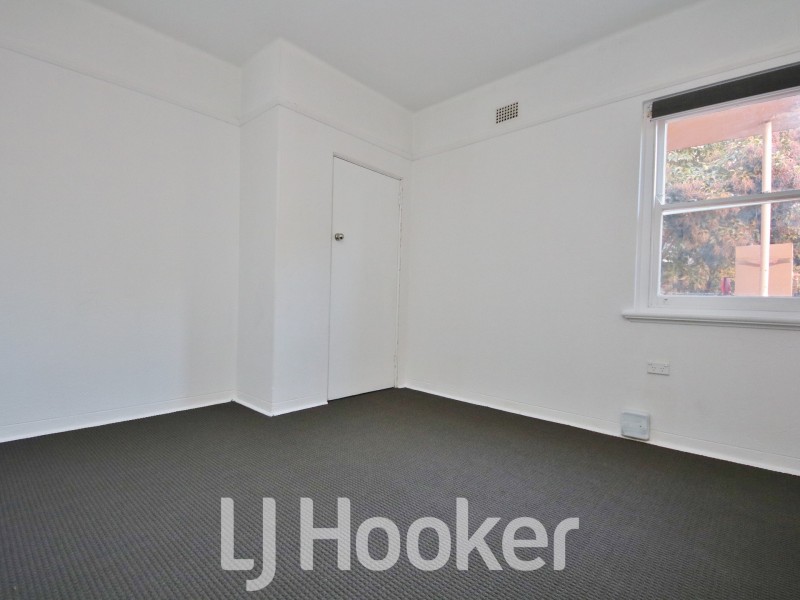 2/145 Rocket Street, Bathurst NSW 2795