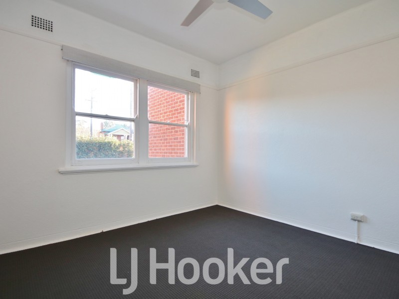 2/145 Rocket Street, Bathurst NSW 2795