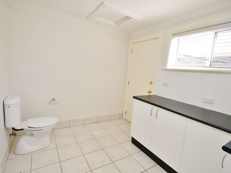 166 Piper Street, Bathurst NSW 2795