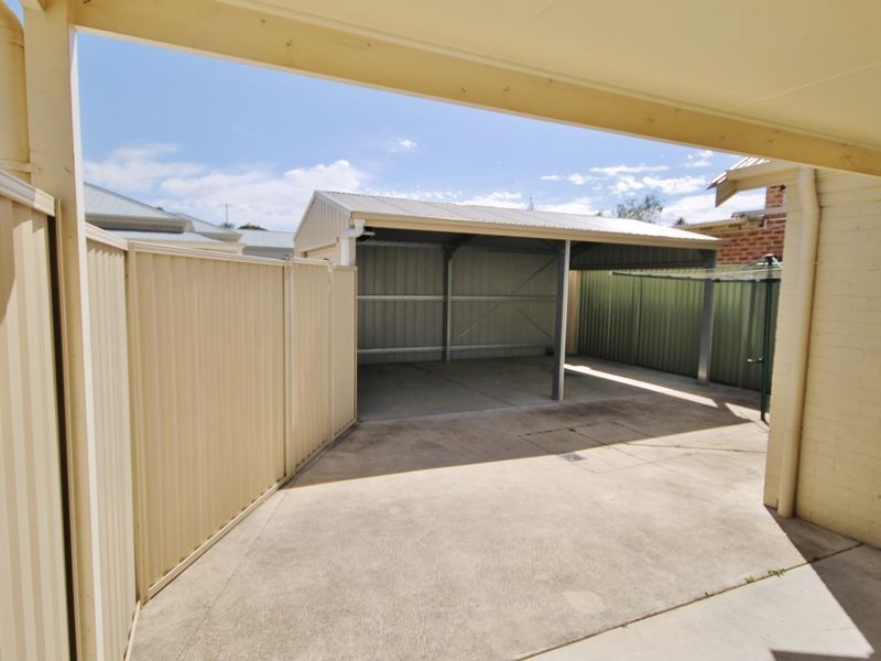 166 Piper Street, Bathurst NSW 2795