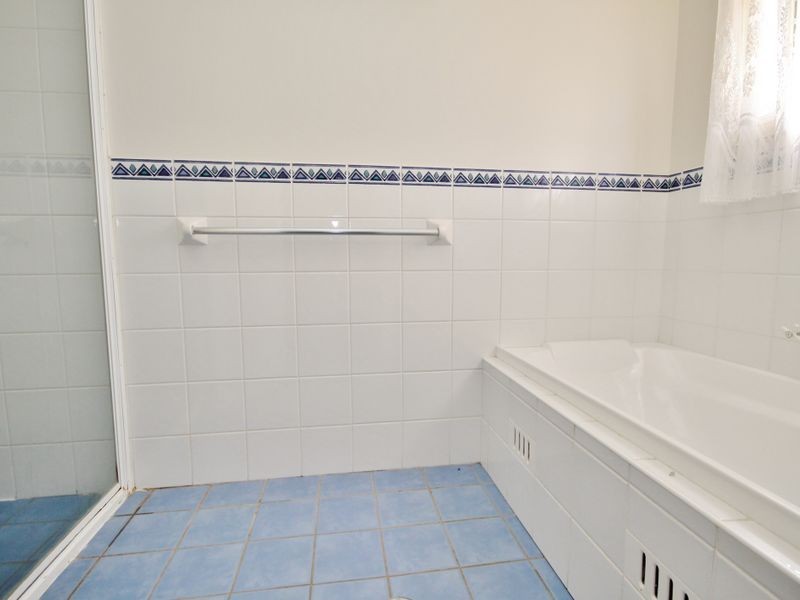 22 Willow Drive, Kelso NSW 2795