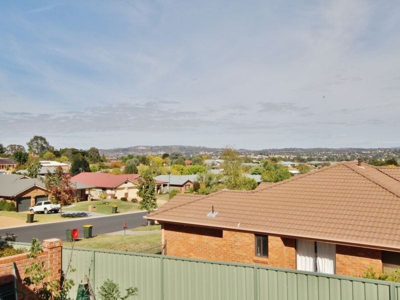 22 Willow Drive, Kelso NSW 2795