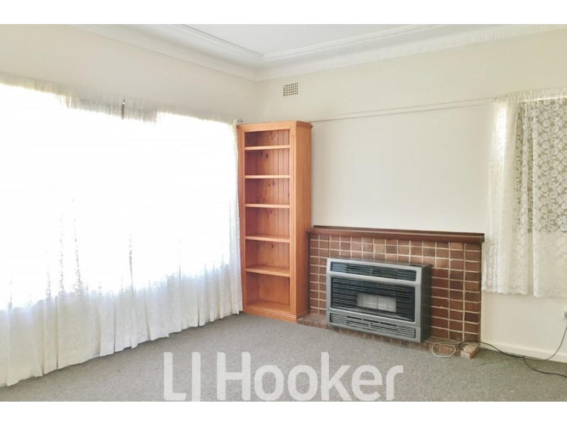 10 Hill Street, West Bathurst NSW 2795