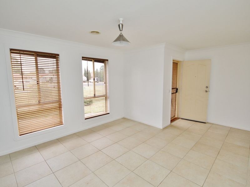13 Locke Street, Raglan NSW 2795