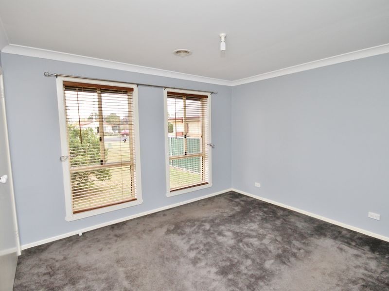 13 Locke Street, Raglan NSW 2795