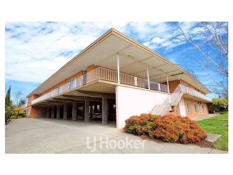 8/2 William Street, Bathurst NSW 2795