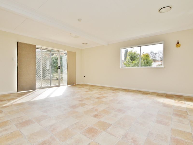 42 Boyd Street, Kelso NSW 2795