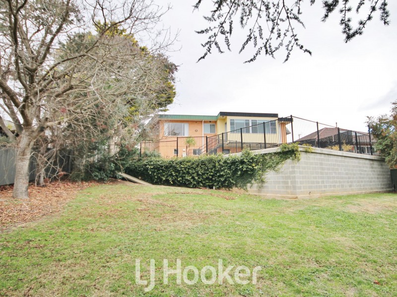 9 Mckell Street, Bathurst NSW 2795