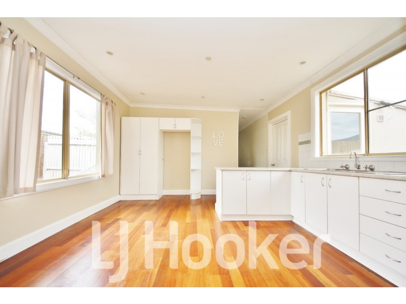 18 Cross Street, Bathurst NSW 2795