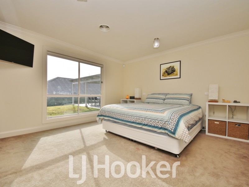 34 Darwin Drive, Llanarth NSW 2795