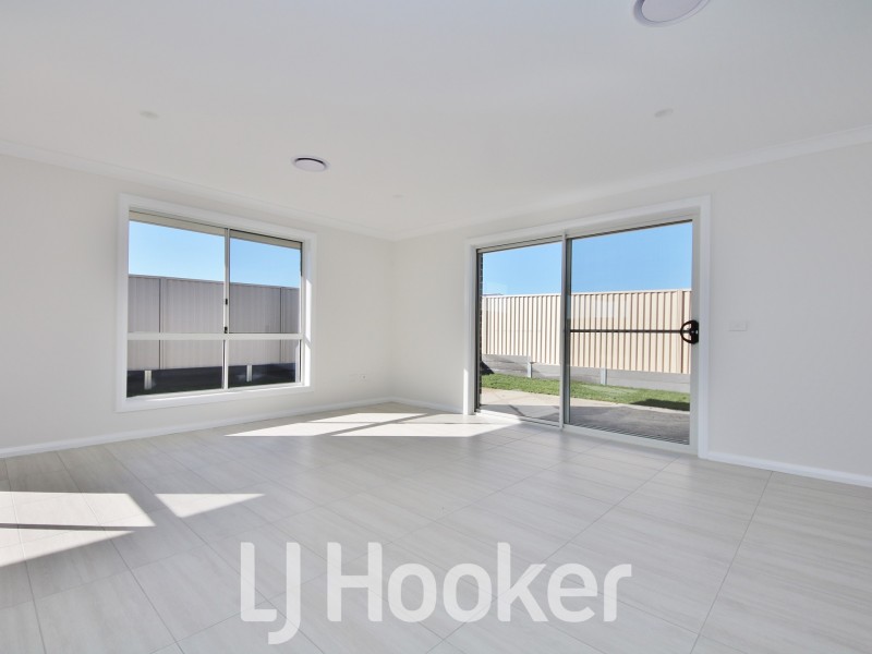 47 Emerald Drive, Kelso NSW 2795