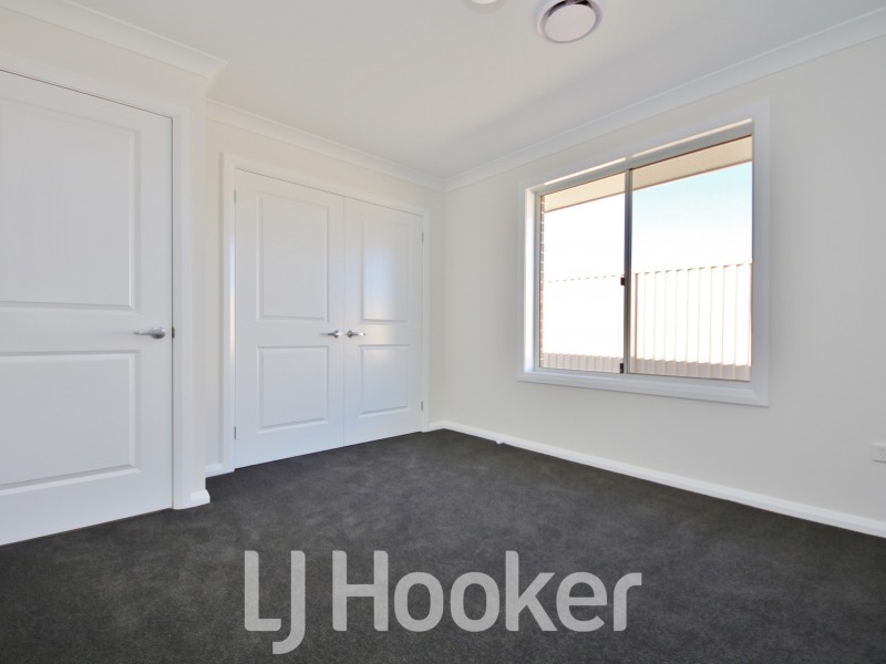 47 Emerald Drive, Kelso NSW 2795