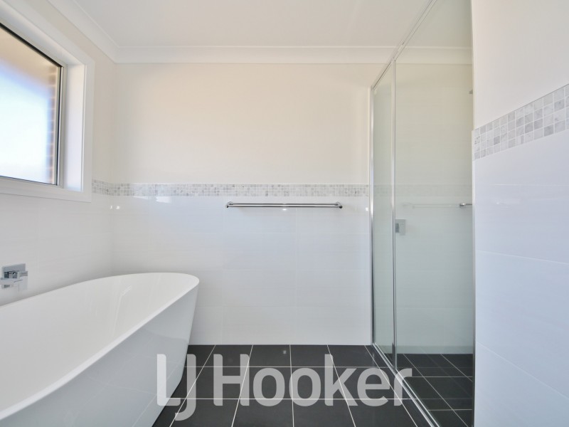 47 Emerald Drive, Kelso NSW 2795